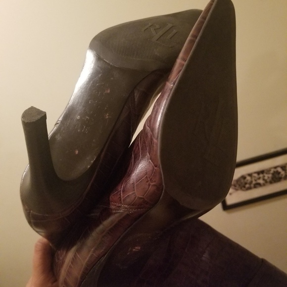 Boots - Picture 3 of 3